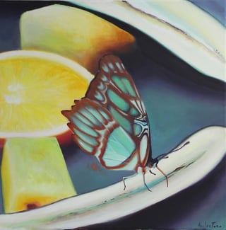 Mariposa en fruta